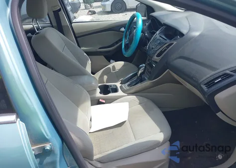 2012 Ford Focus Sel z USA, uszkodzony, nr VIN 1FAHP3H21CL211061